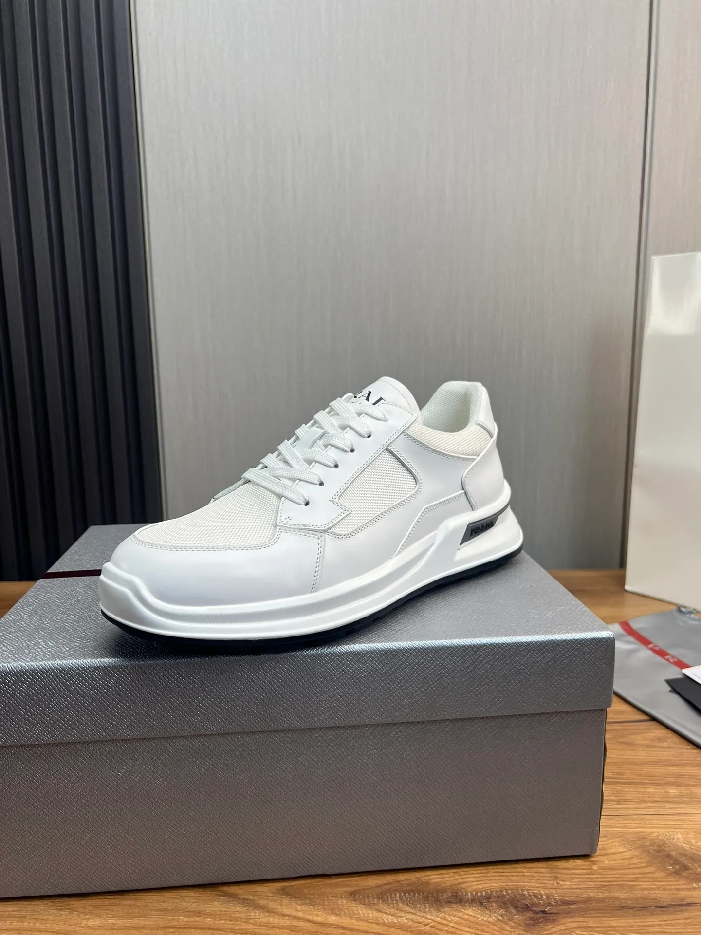 Men's shoes 💰620💰 [PRADA] Men's shoes are popular in the counter, official website is synchronized, 1 high-quality shipment ✔️Original cowhide stitching mesh + cowhide lining, 1🆚1 replica, original original bottom, 38-45 (45 customized, non-refundable)